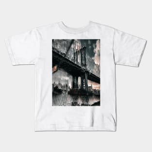 Manhattan Bridge in New York City Kids T-Shirt